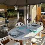 Chalet 10 Chaleureux Confort Dans Domaine Avec Piscine Au Coeur Des Landes Bord De Avec Amenagee *