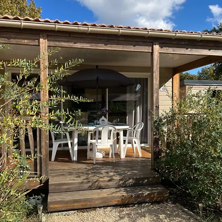 Шале 10 Chaleureux Confort Dans Domaine Avec Piscine Au Coeur Des Landes Bord De Avec Amenagee *